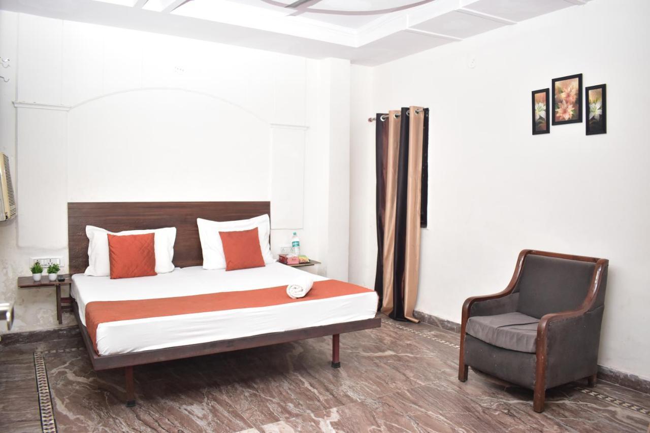 Hotel Dream Inn Anand Vihar Couple Friendly Near Railway Station Nueva Delhi Exterior foto